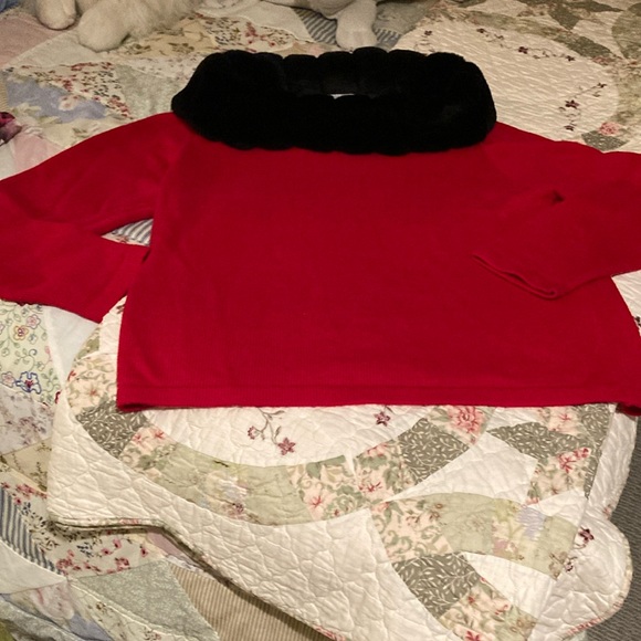 Carolina colours red faux fur sweater - Picture 1 of 7